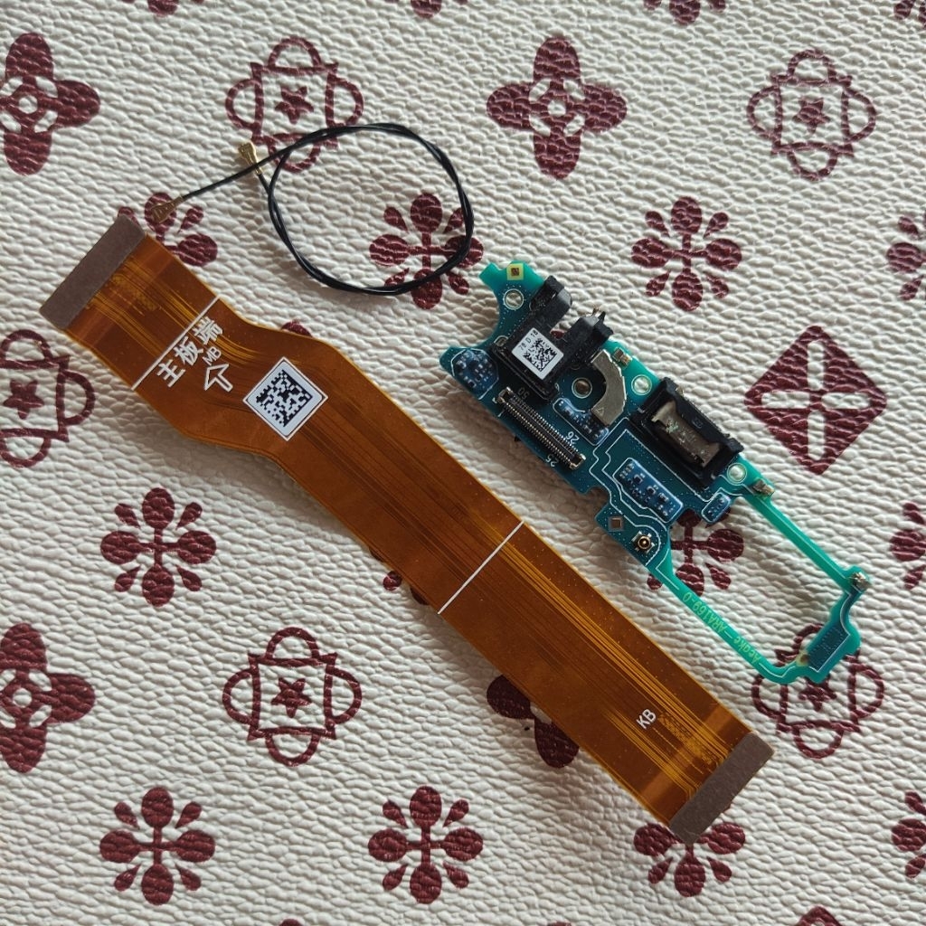 Fleksibel Konektor USB Charger Papan Cas Kabel Antena Realme 6 Original Copotan