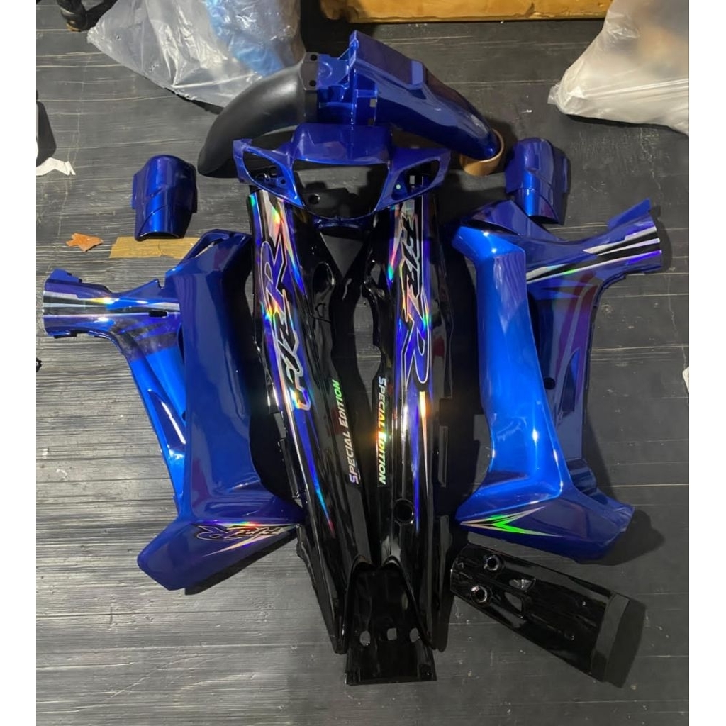striping fiz r hologram biru 01