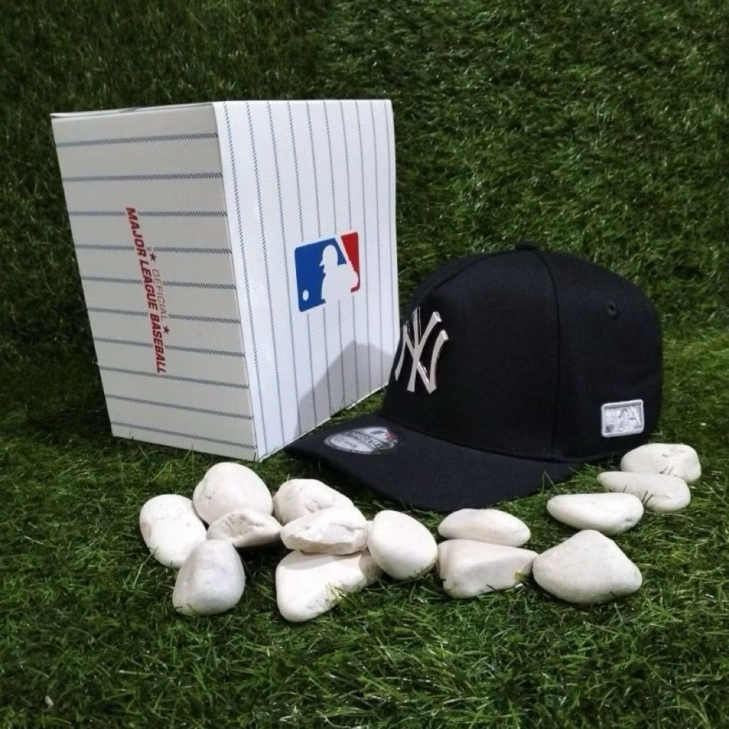 NY Silver Logo Plat Besi Tebal Metal Topi Premium jahitan rapih logo besi timbul tebal