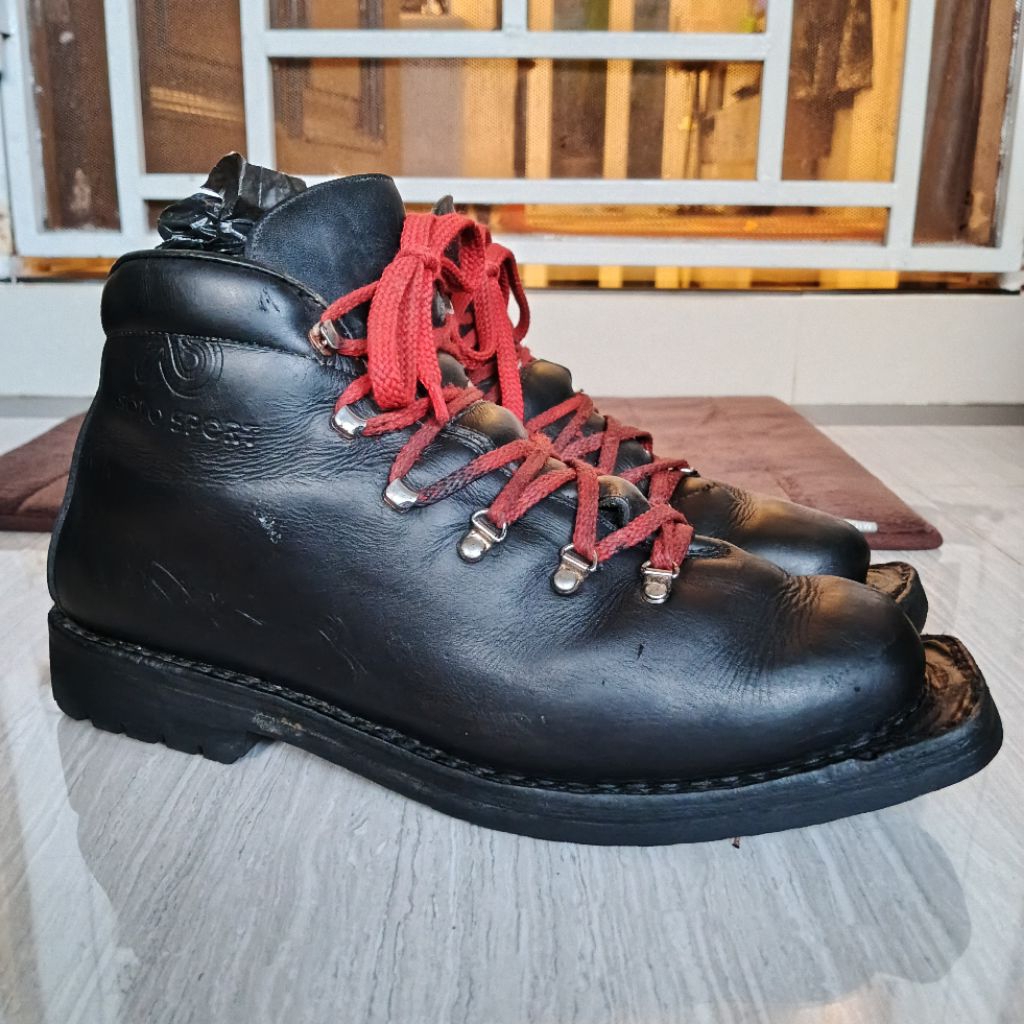 ASOLO Italy Vintage Outdoor Boots Round Toe VIBRAM Sole Black Leather Waterproof Authentic Original 