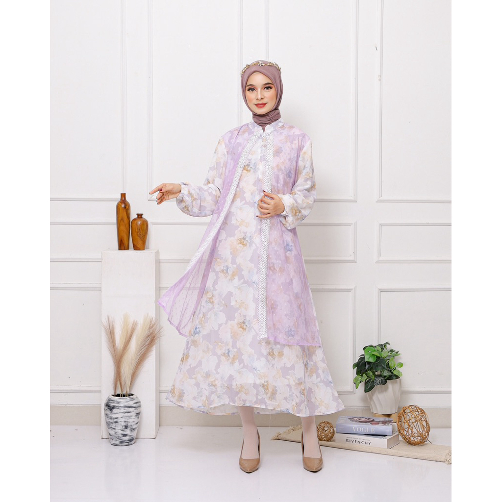 Agatha Tunik with lace details