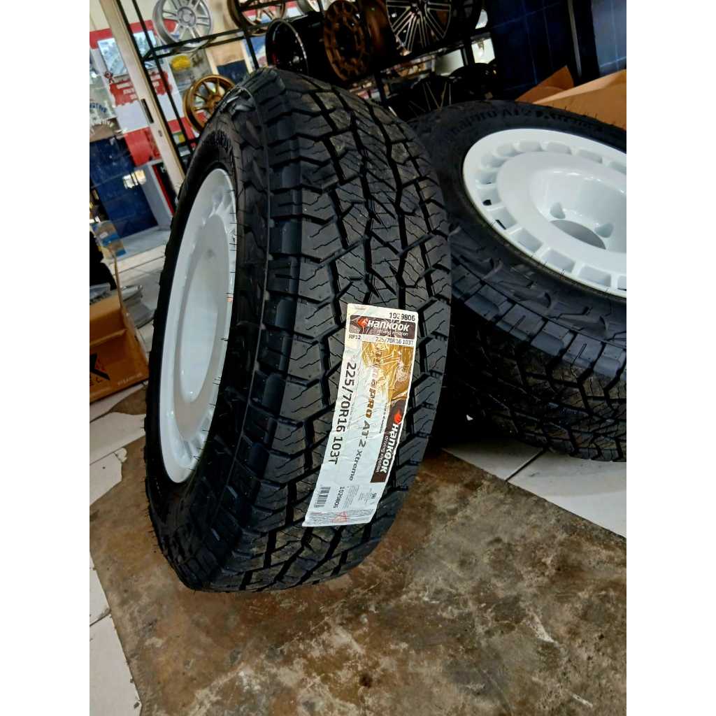 PAKETAN Velg Compomotive Ring 16 Pcd 5X139,7+Ban Hankook Dynapro AT UKURAN 225 70 Ring 16 R16 UNTUK 