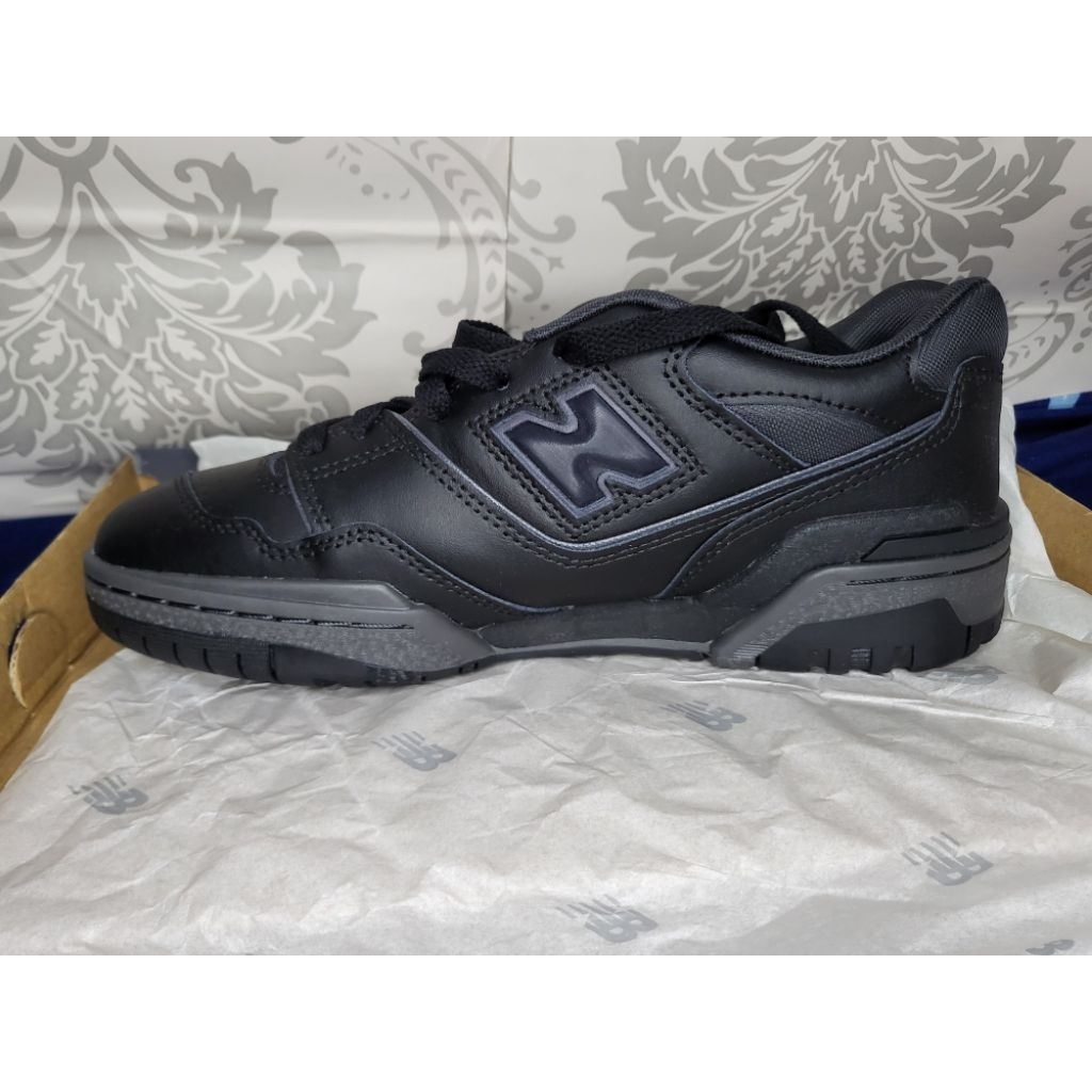 NEW BALANCE (NB) 550 FULL BLACK