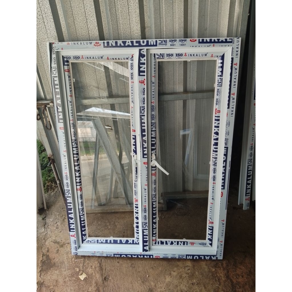 Kusen Jendela Double Swing Aluminium