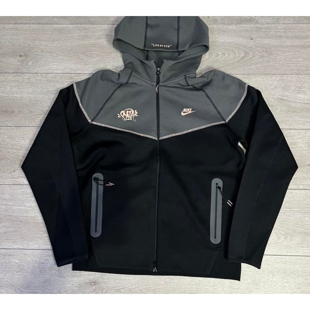 Nike Tech Fleece X Syna World