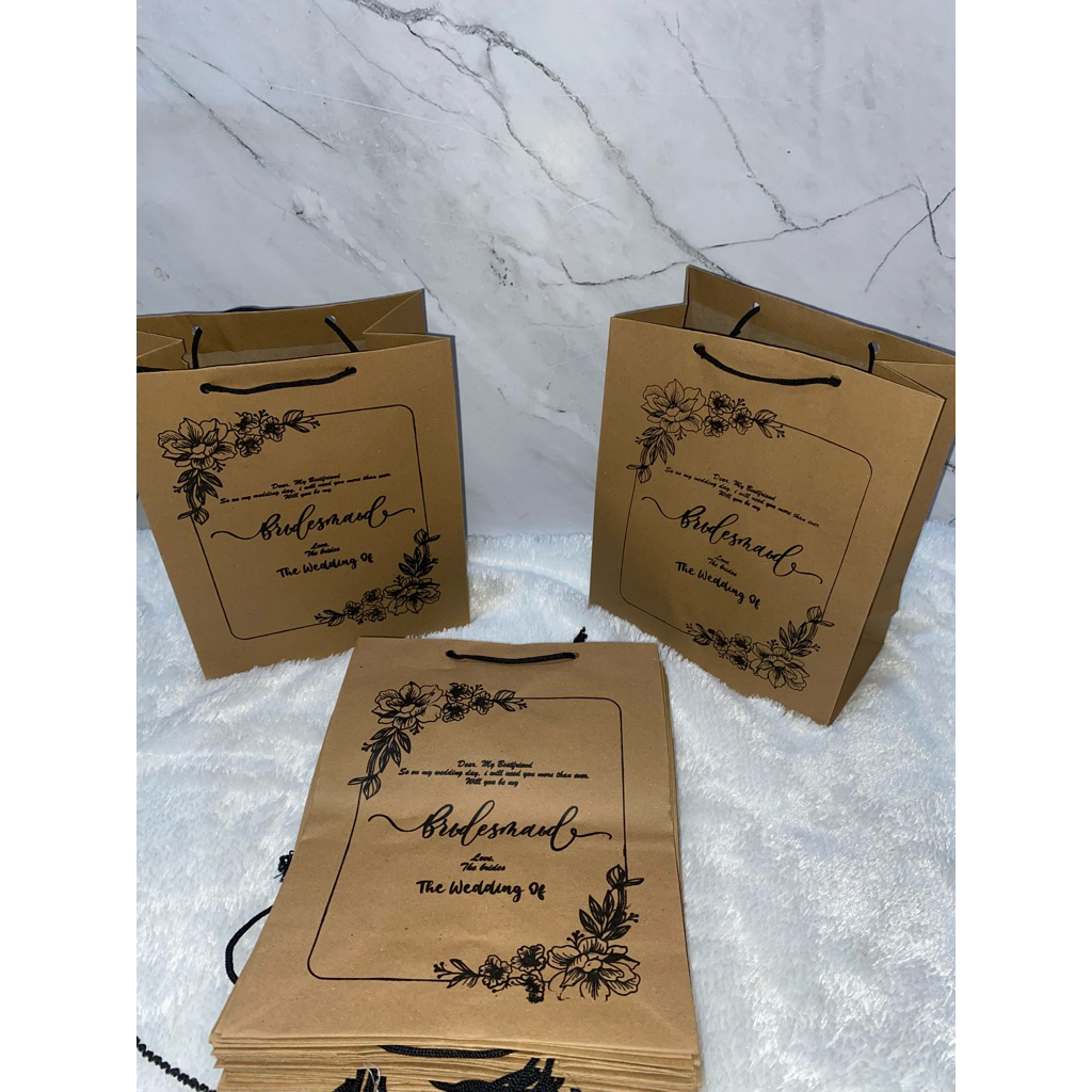 

Paper Bag Untuk Bridesmaid / Paper bag only / Seragaman ( Bisa Di Tulis Nama )