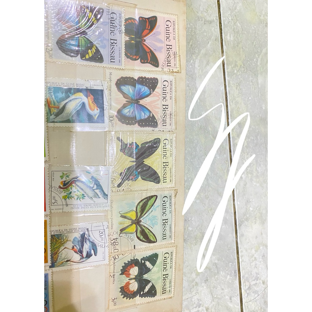 

PERANGKO PRANGKO GUINE BISSAU KUPU KUPU LIMITED RATU RAJA KERAJAAN HEWAN BERBAGAI VARIAN DINAUSAURUS