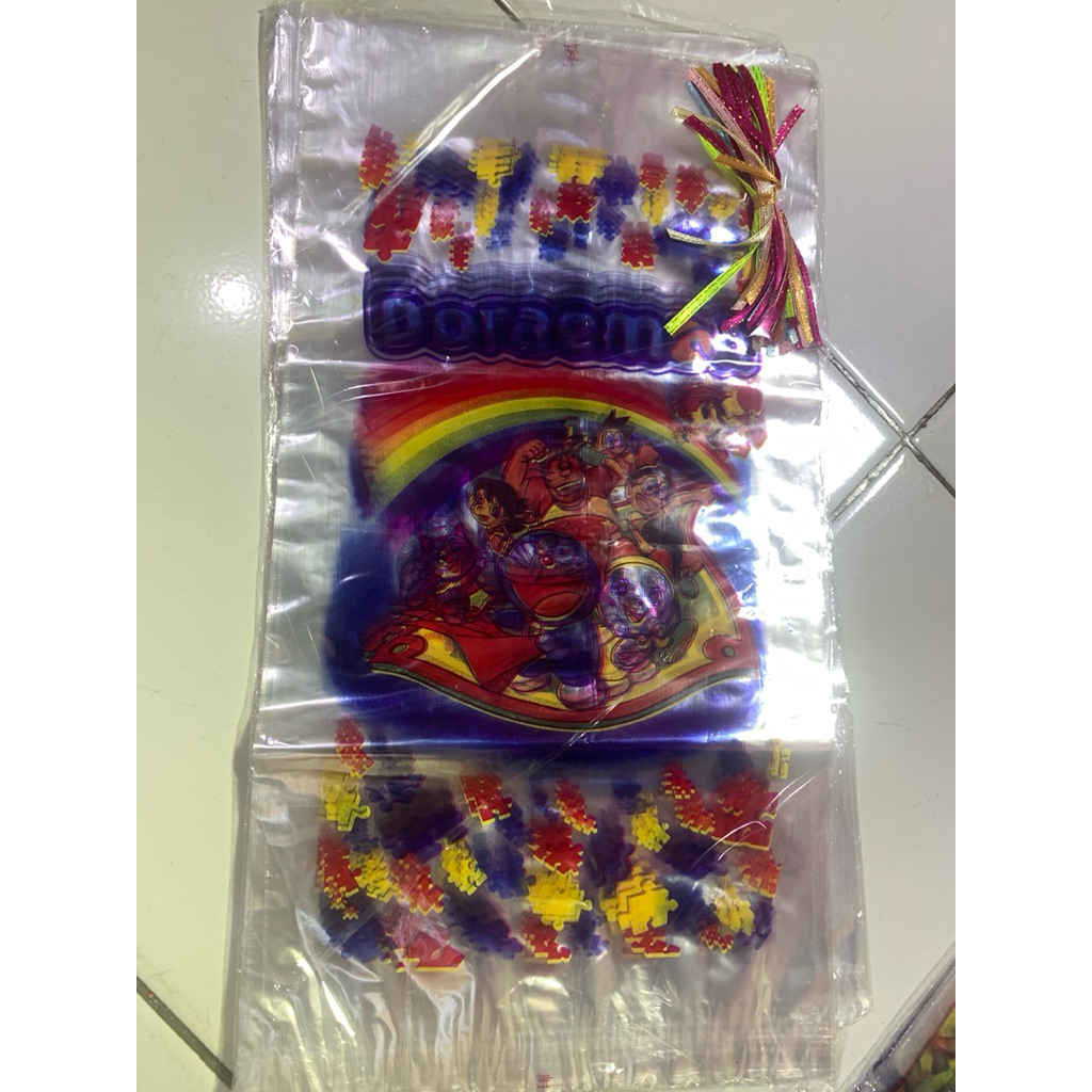 Plastik ulang tahun/plastik snack ulang tahun