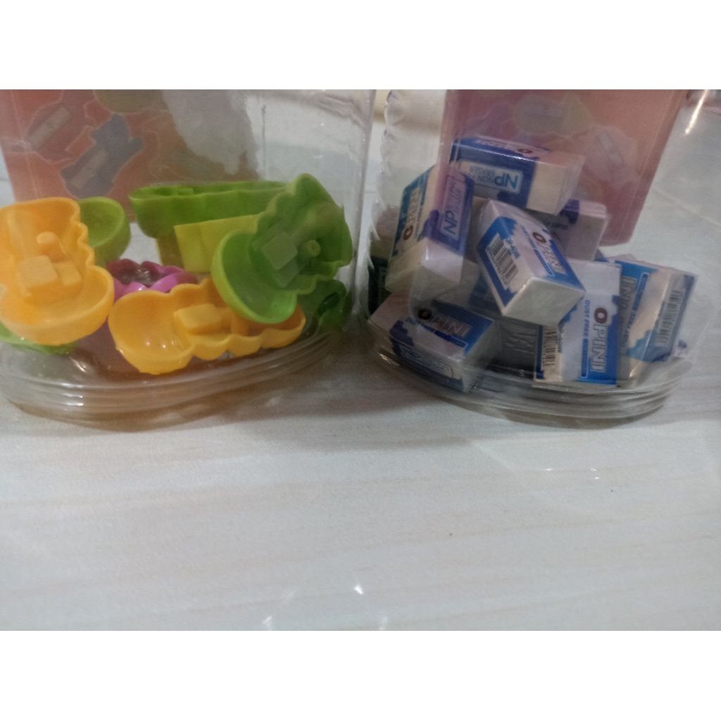 

Penghapus dan peruncing