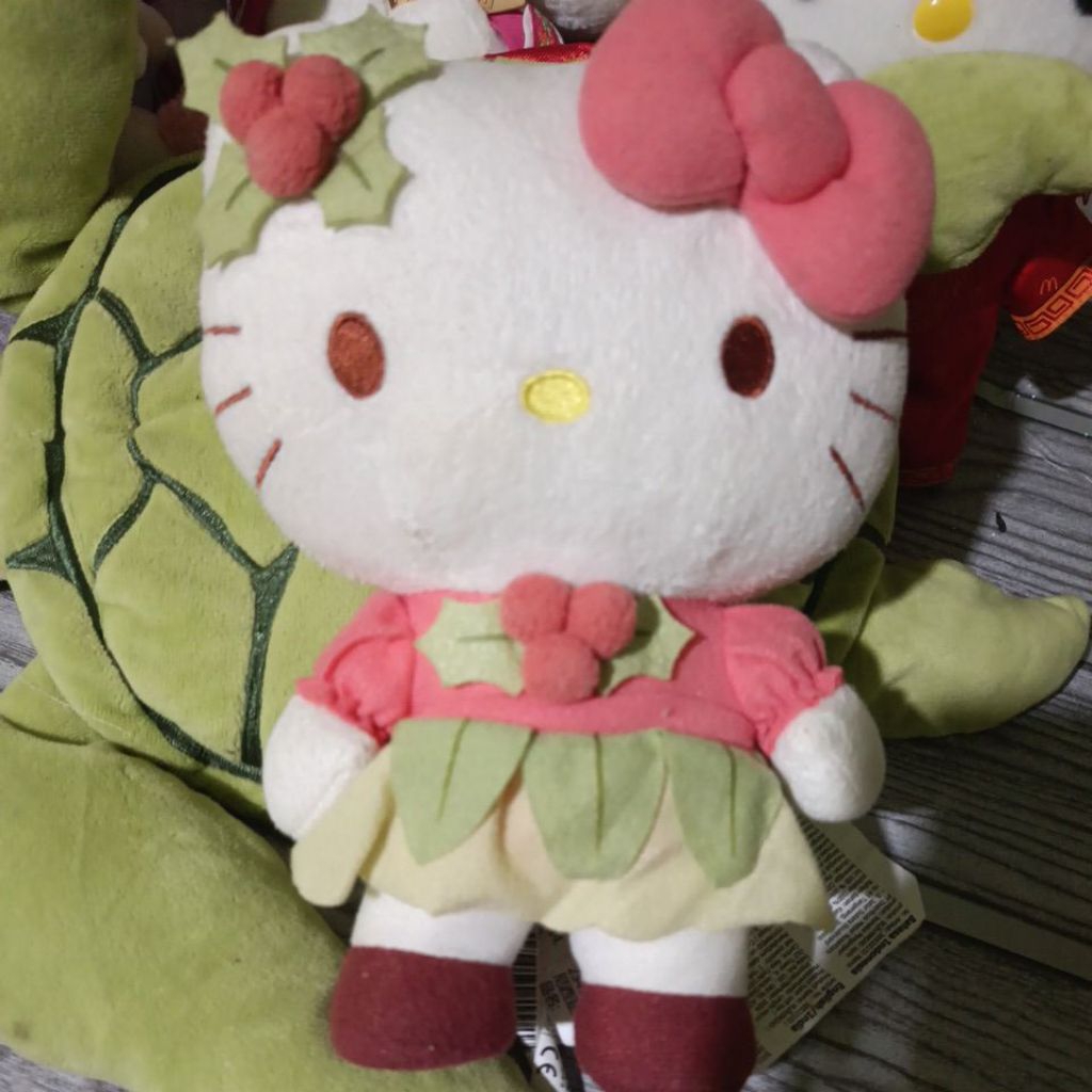 hello kitty preloved