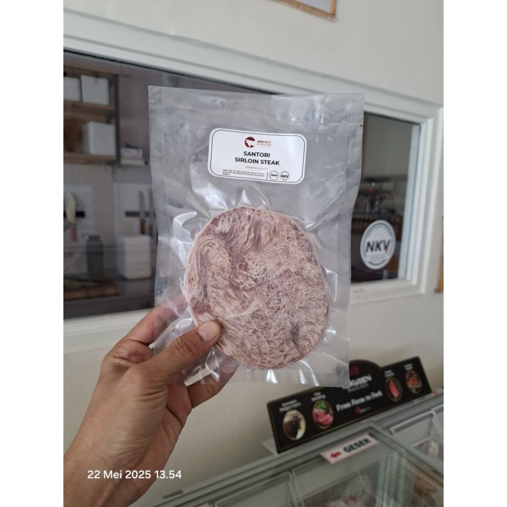 

Santori sirloin wagyu meltiq steak cut 200 gr