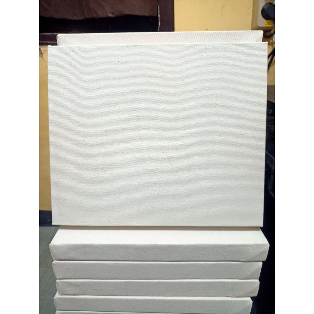 

Kanvas lukis siap pakai ukuran 25x30cm