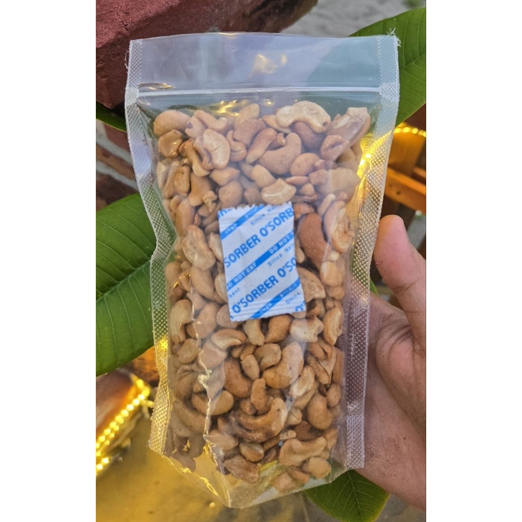 

kacang mede patahan matang goreng 200gr