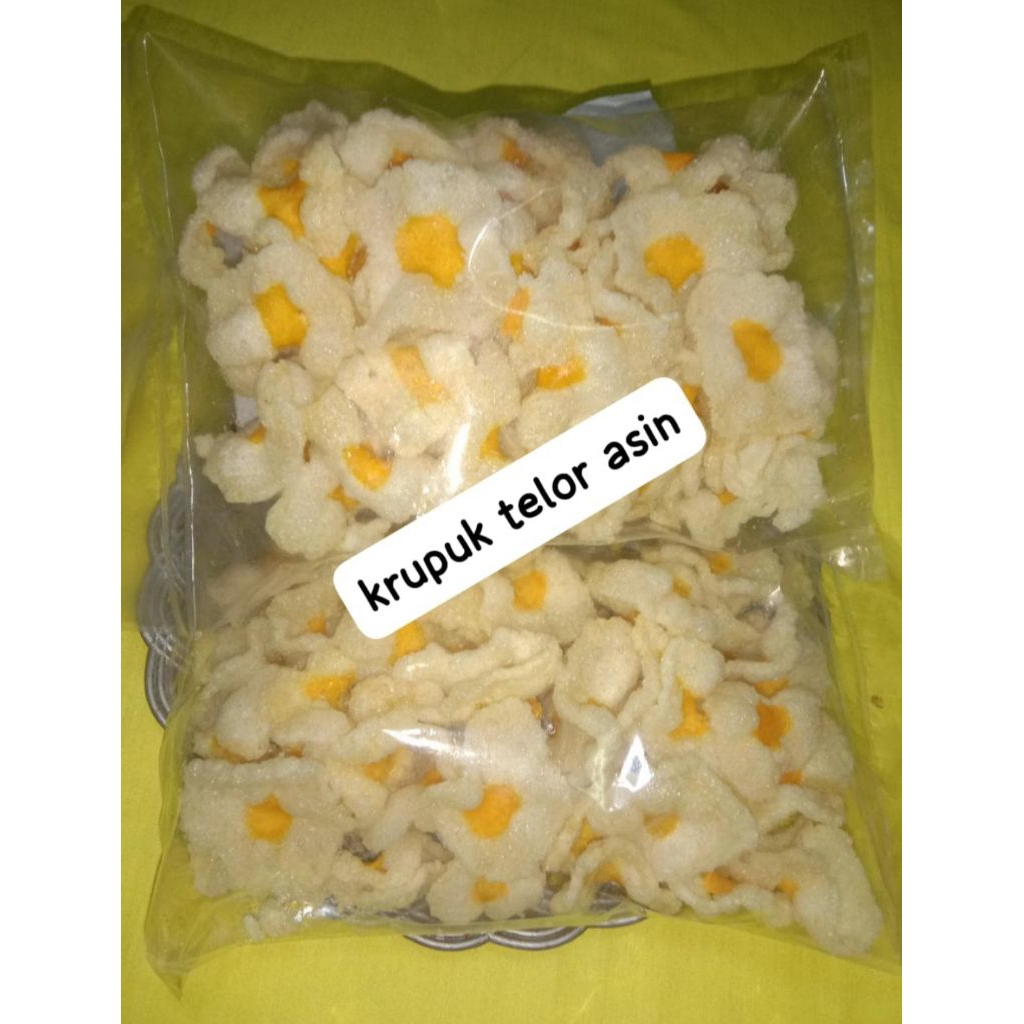 

Kerupuk telur asin