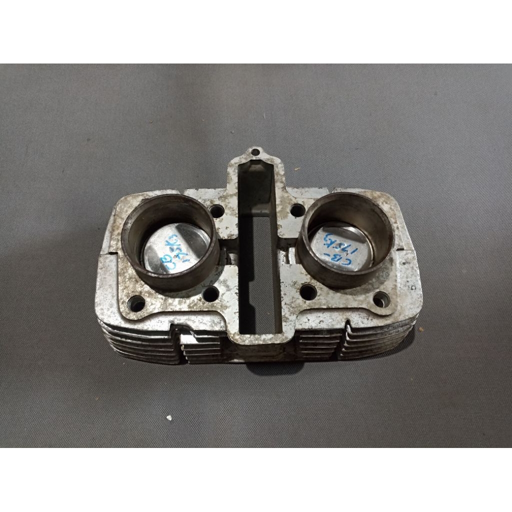 Cylinder Blok Honda CB175 Twin Original / silinder Blok Honda CB175 Twin Original / Blok Honda CB175