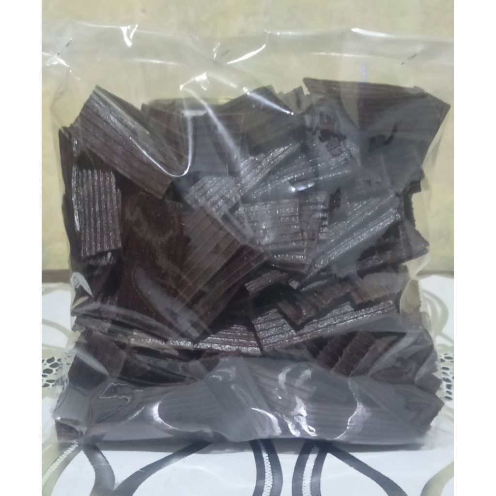 

Kerupuk jengkol gurih 500gram