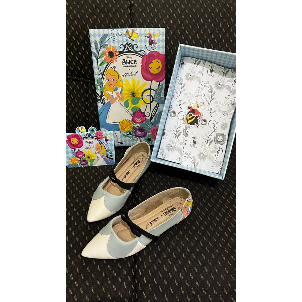 Ittaherl Alice in Wonderland Maxi Pointy 40