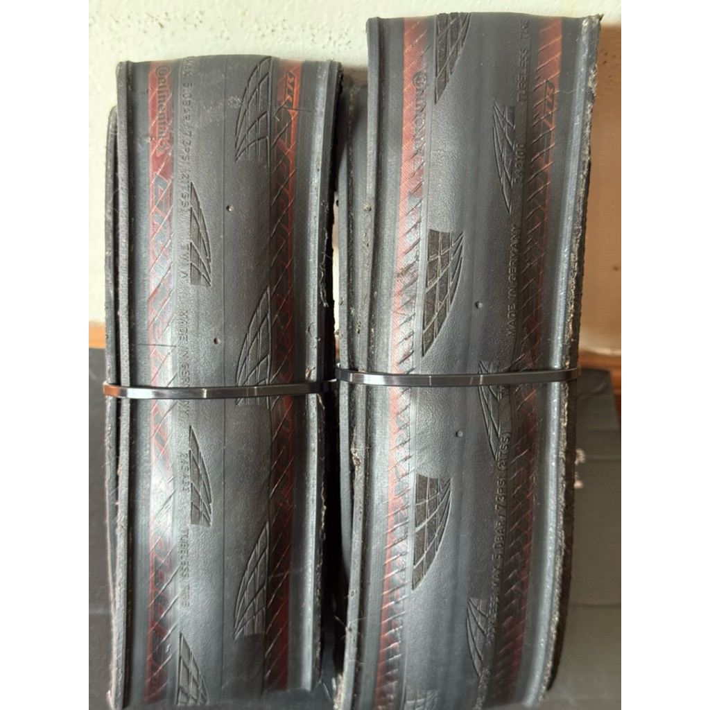 continental gp5000 700x25 STR tanwall