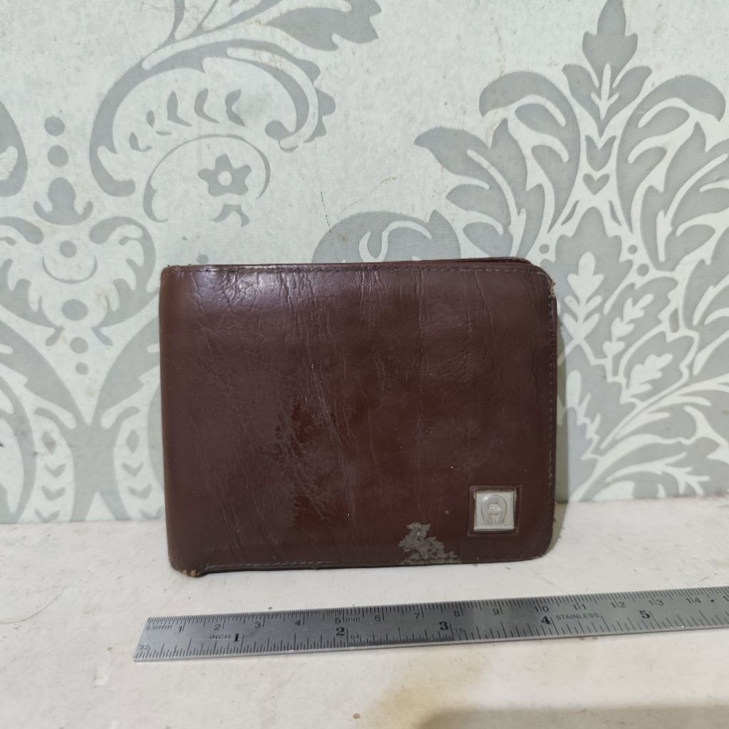 Dompet pria Aigner preloved