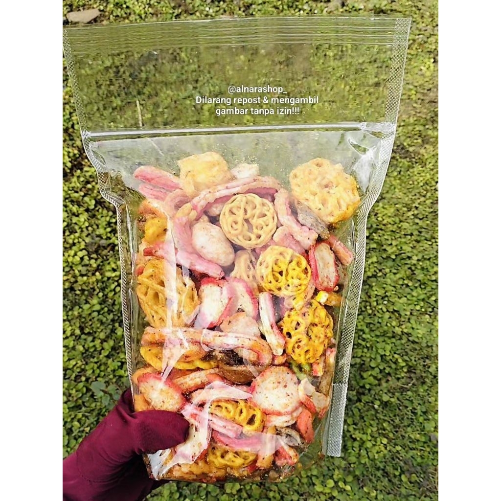 

Kerupuk Seblak Mix Pedas Daun Jeruk 500g alnarashop