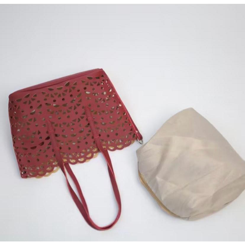 LASER CUT TOTE BAG WOMEN TRENDY