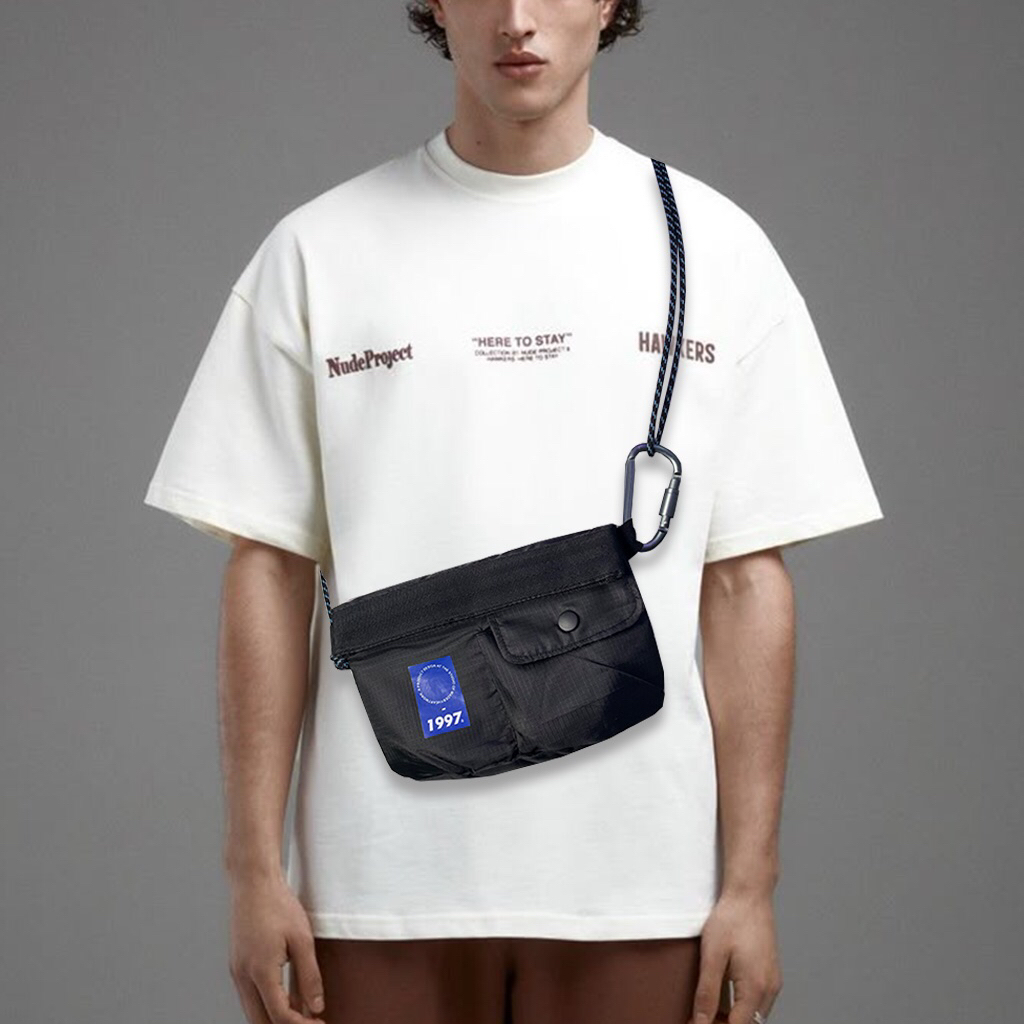 Sachoce slingbag with paracord and carabiner - Madebyheartwork