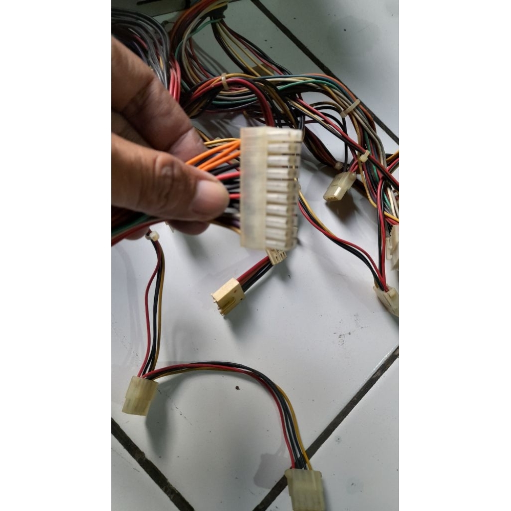 psu power supply atx standar 20pin  buat pentium3 pentium2