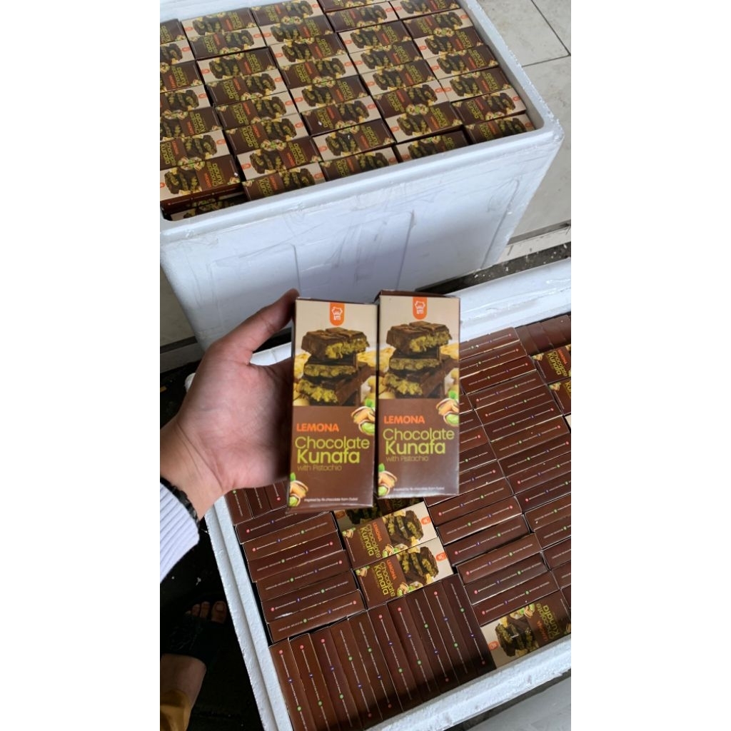 

Coklat Dubai Lemona 75gr