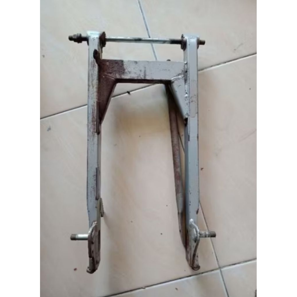 Swing arm arem Legenda Grand Astrea grand original