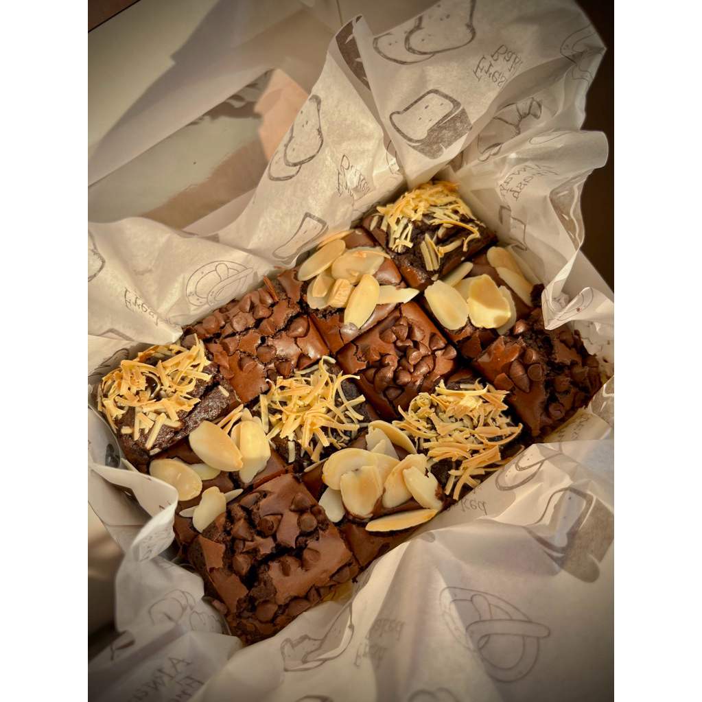 

FUDGY BROWNIES