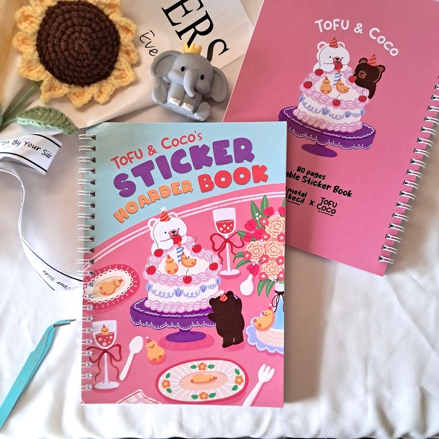 

METAL KECIL X TOFU COCO Sticker Book Birthday Party | Buku Koleksi Sticker A5 | Reusable Sticker Book 80 Halaman