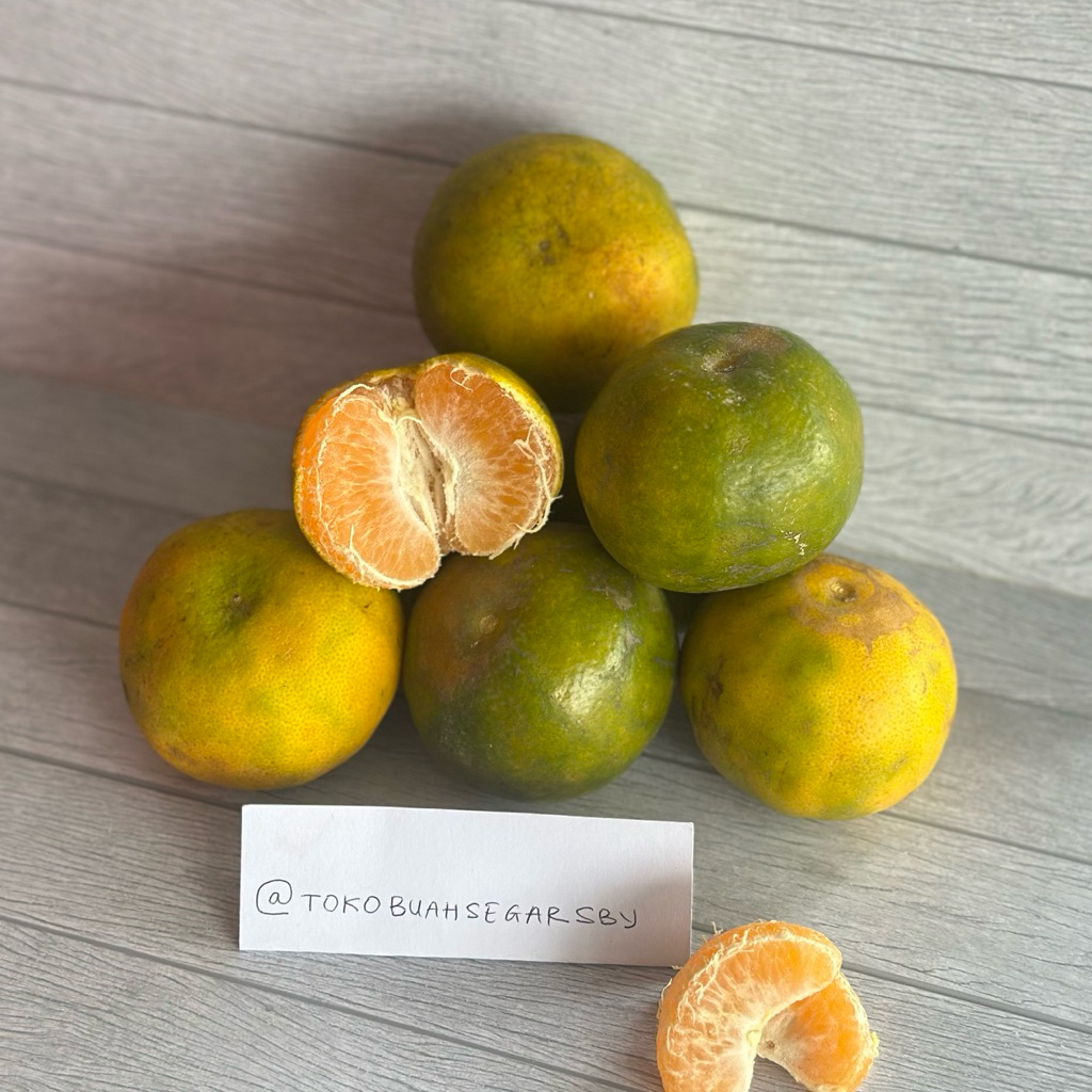 

EXPRESS DELIVERY Buah 1KG jeruk siem siam madu lokal jeruk keprok kupas