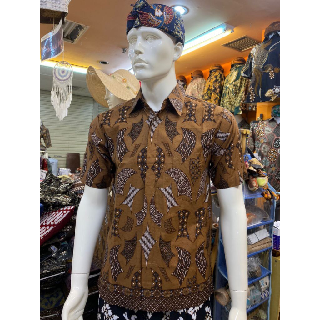 Toko bakul batik