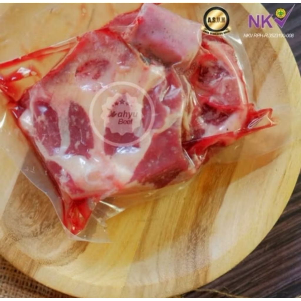 

Buntut Super Wahyu Beef