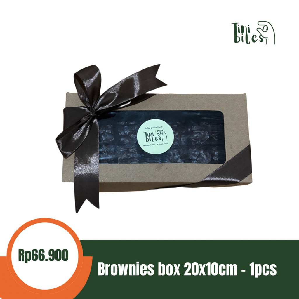 

Brownies Box 20x10 cm — Fudgy Brownies Full Cokelat, Cocok Buat Hadiah! | Tini.Bites