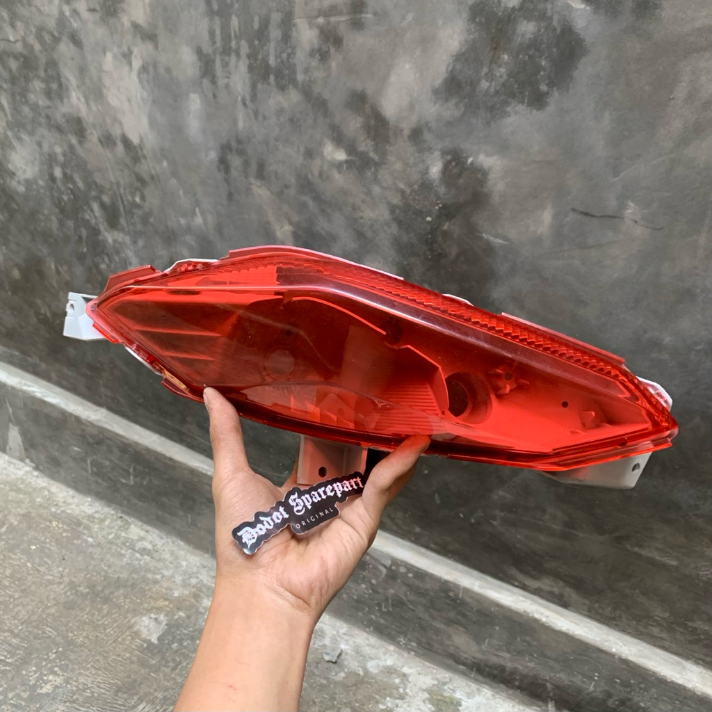 Stoplamp Kiri Xmax 250 Lampu Belakang Xmax 250 Kosongan Original Yamaha Stanley