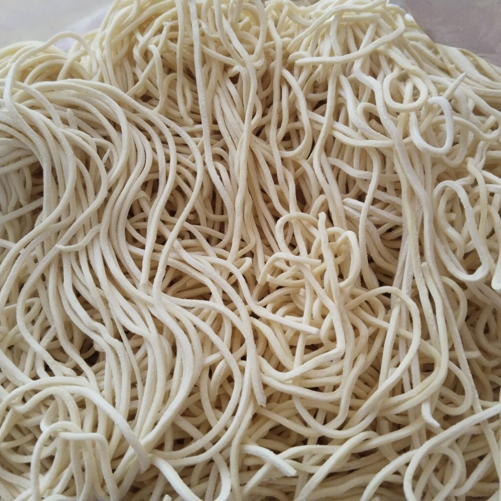 

MIE TELUR 1KG UNTUK MIE PEDAS