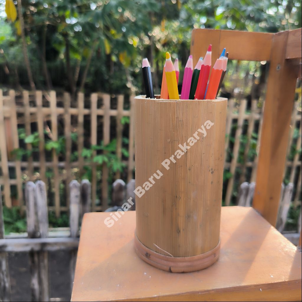 

Tempat Pensil dan Pulpen Polos Simple Serbaguna Minimalis Pen Holder