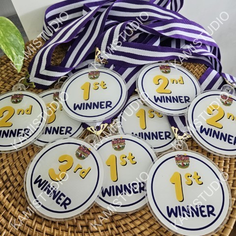 MEDALI CUSTOM / MEDALI AKRILIK / MEDALI PRINTING UV / HADIAH KELULUSAN / HADIAH GRADUATION / MEDALI 