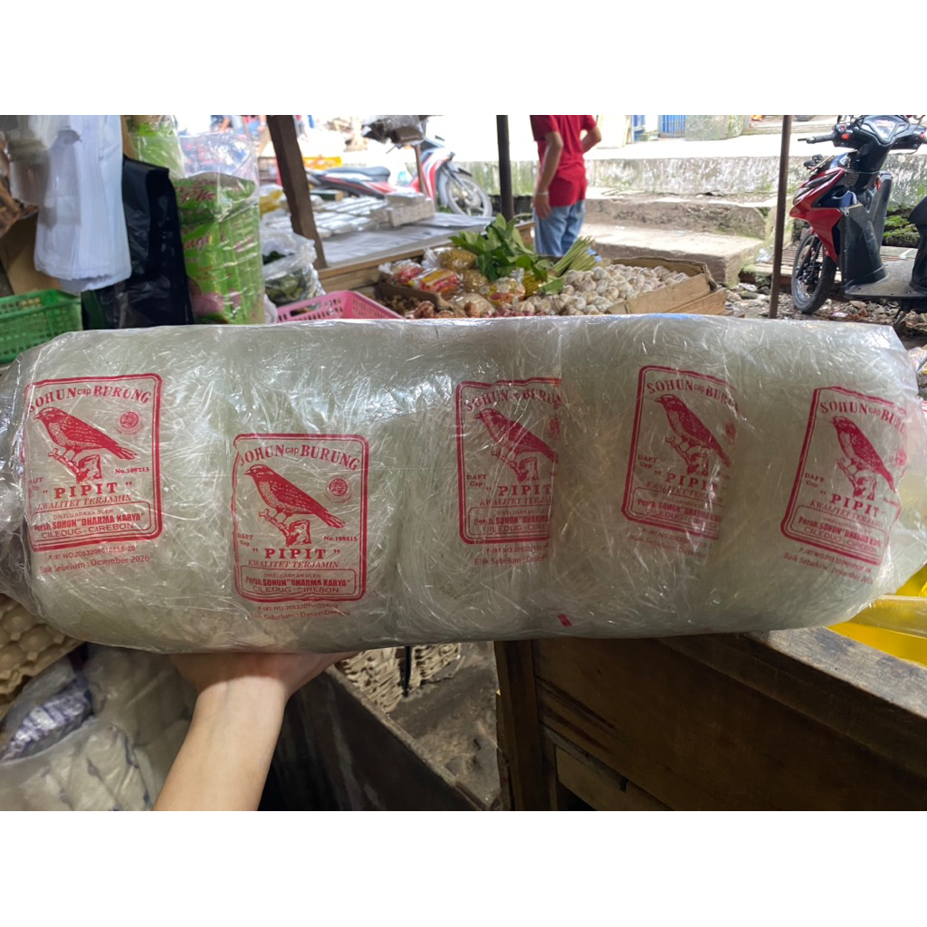 

1 Bal Sohun Cap Burung Pipit isi 25 2,3kg/90gram