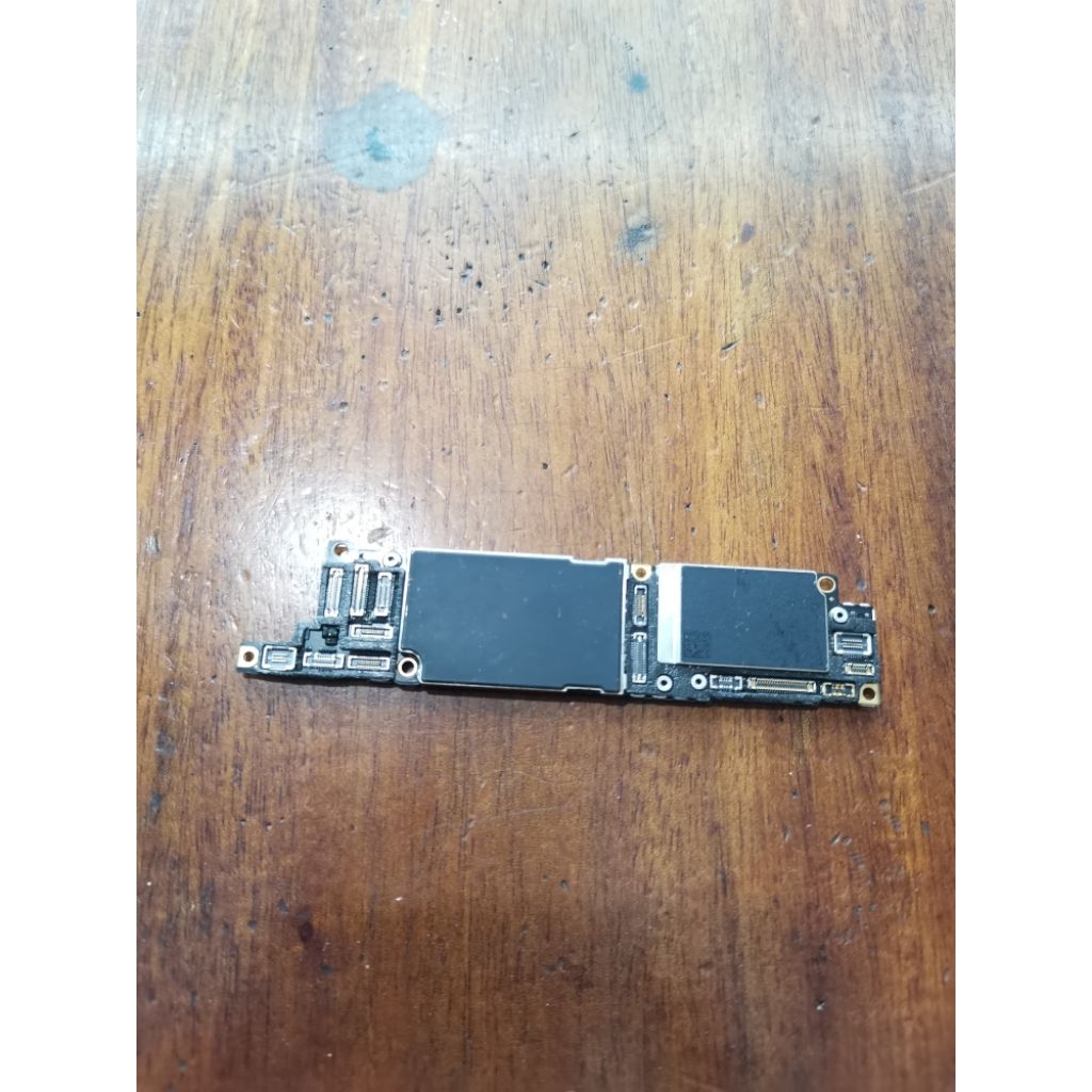 Mesin iphone Xr 128gb lock icloud