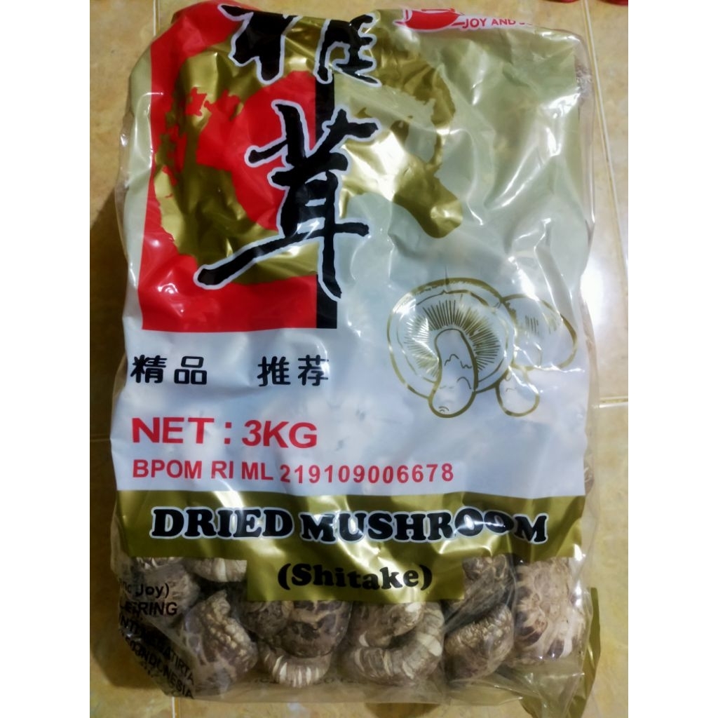 

Jamur Shitake hioko Dried mushroom Ukuran Besar 100 gr