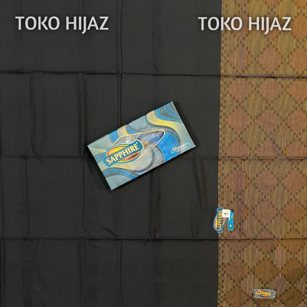 Sarung Sapphire Hitam Polos Tumpal