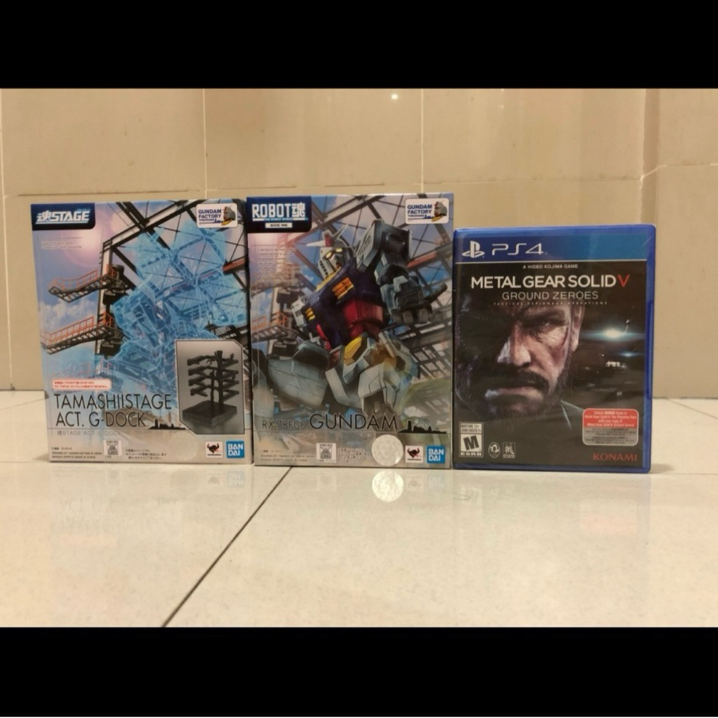 Bandai ROBOT SPIRITS RX-78F00 Gundam + SOUL STAGE ACT.G-DOCK