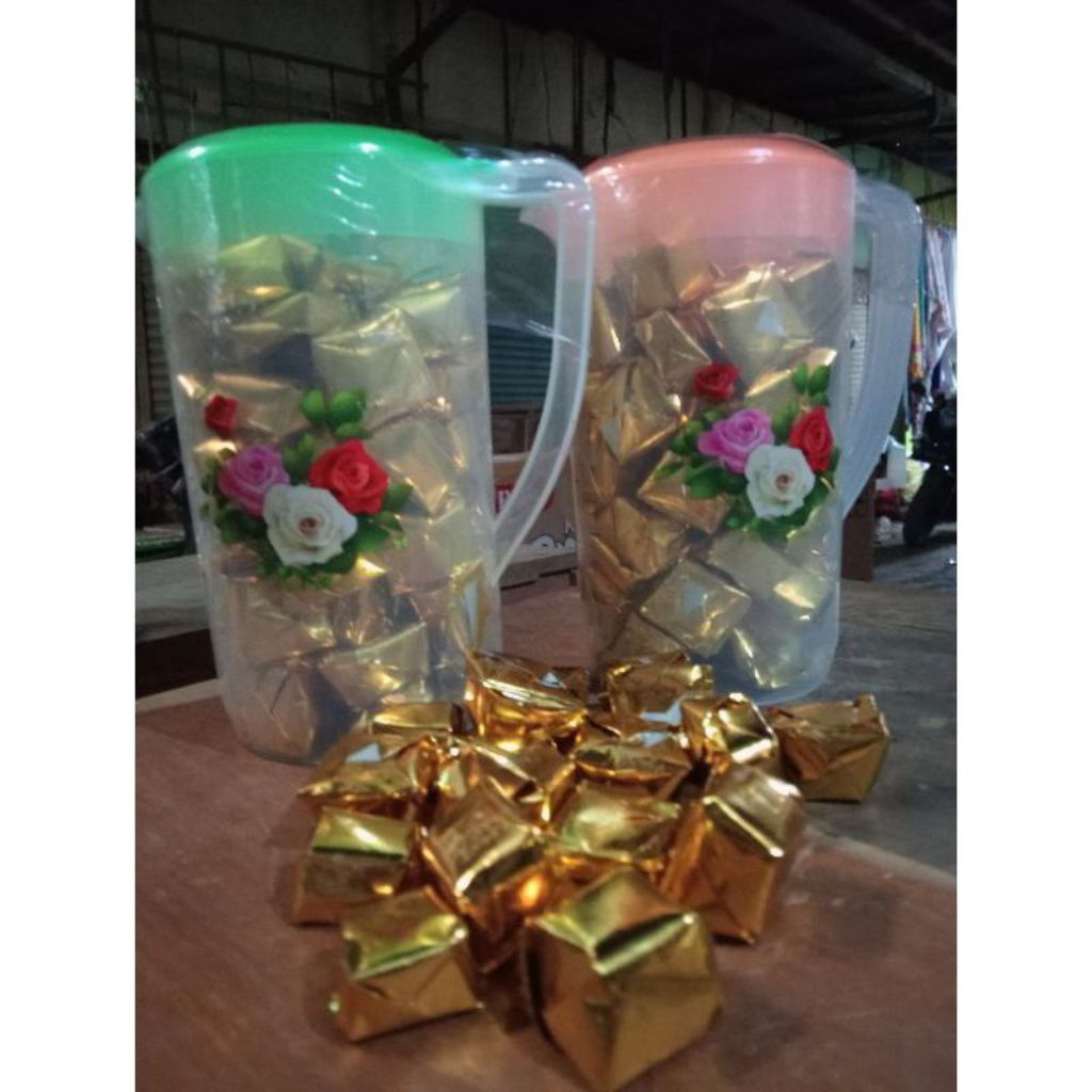 

Coklat Batang Emas Isi 60 Pcs Termasuk Teko