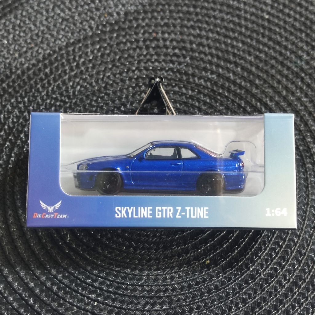 DCT Nissan Skyline GTR Z-Tune Biru