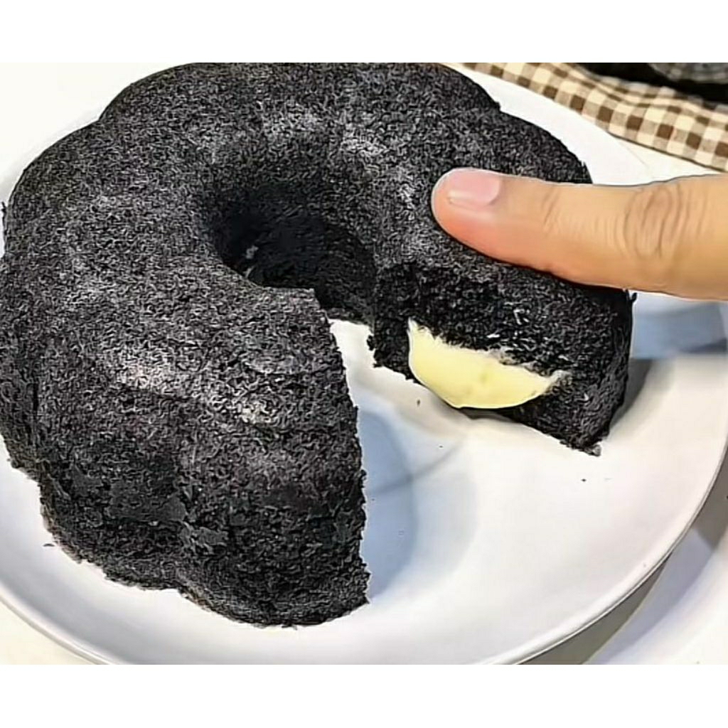 

bolu ketan hitam keju lumer
