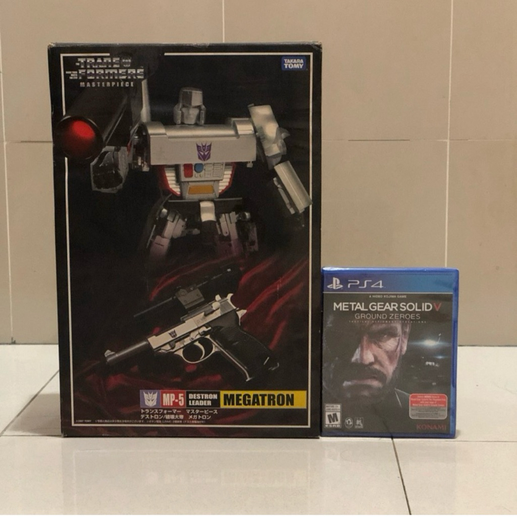 Takara Tomy TransFormers Masterpiece MP-05 Megatron