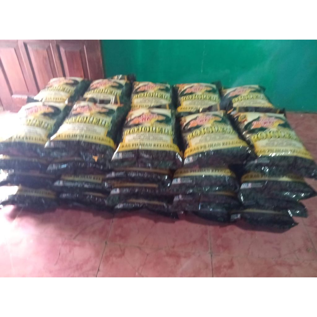 

beras super 5kg pulen rojolele