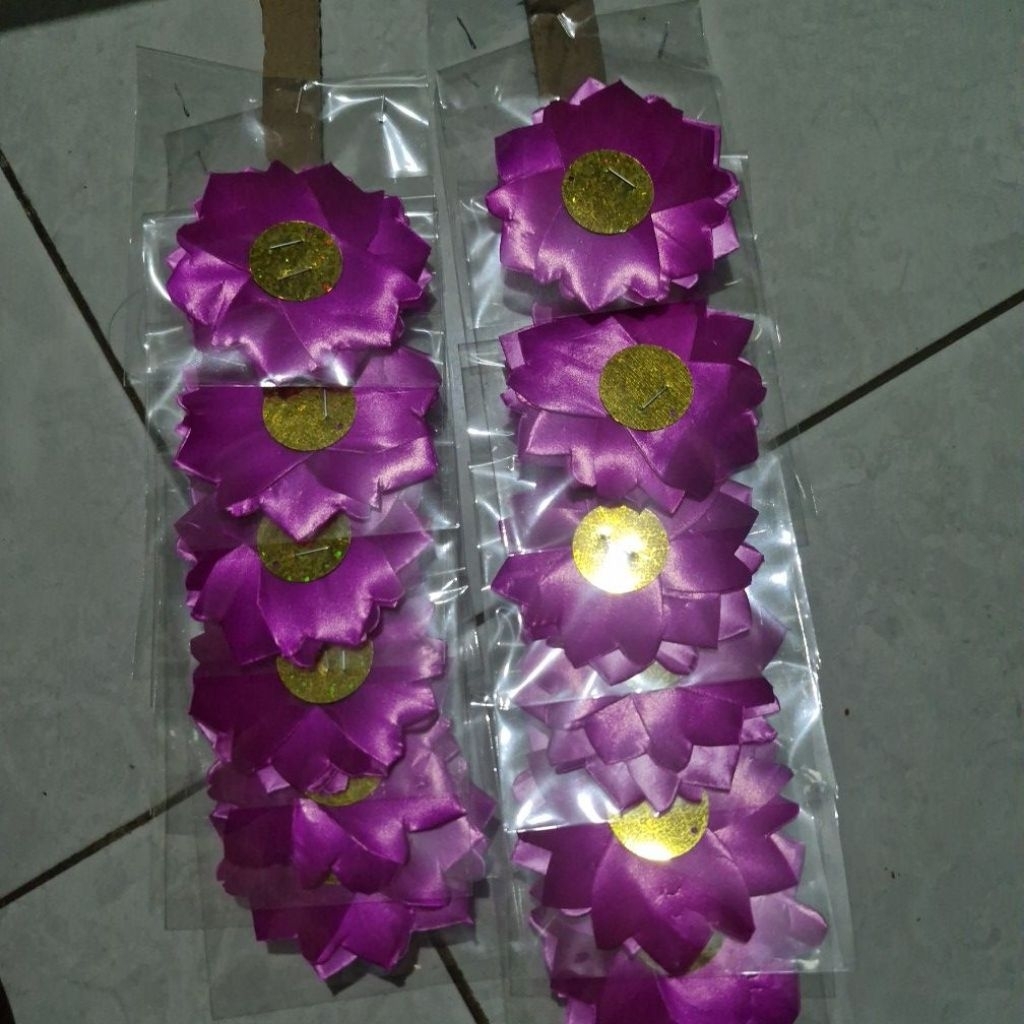 

Hiasan Bunga Pita Jepang ukuran Kecil (isi 12 pcs)